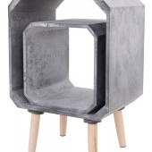 DREVENÝ stolík netradičného tvaru šedý
