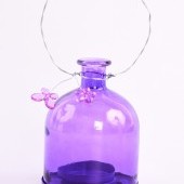 SVIETNIK v tvare fľaše fialový