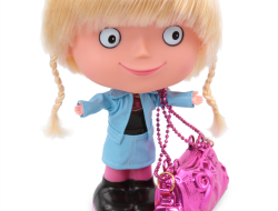SANDRA bábika s blond vlasmi