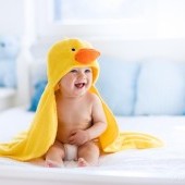 Dětský šetrný sprchový gel na tělo i vlásky LITTLE STAR | hypoalergenní, bez parabenů | 320 ml 