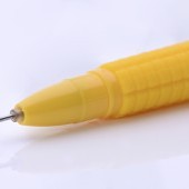 VESELÉ pero v tvare kukurice