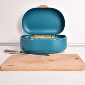 GOURMET | kovový chlebník s otevíracím víkem | tyrkysový 