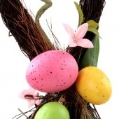 ZÁVESNÁ dekorácia s vajíčkami