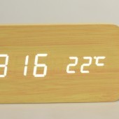 WOODOO digitálne hodiny prírodné drevo