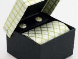 Hodvábna kravata - stříb.-zelené kocky