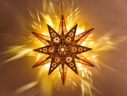 30 cm vianočná svietiaca LED závesná hviezda nielen do okien a výklenkov