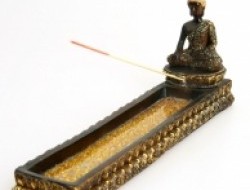 Stojan na vonné tyčinky s Budhom